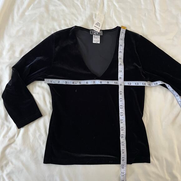 NWT Y2K Retro Black Velvet V Neck Top Wmns S Whimsygoth Fairy Grunge - Picture 6 of 6